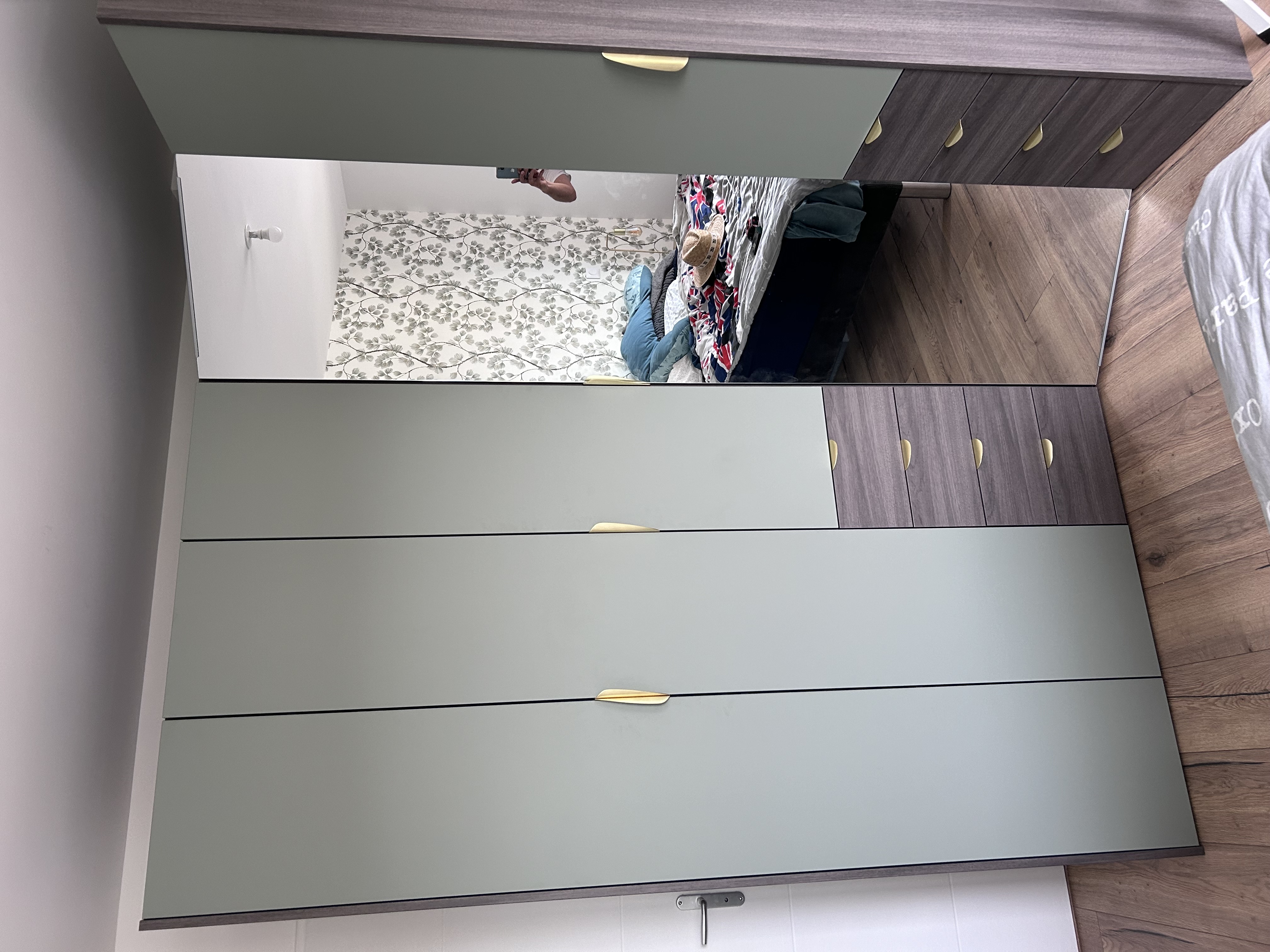 Grand dressing d'angle moderne