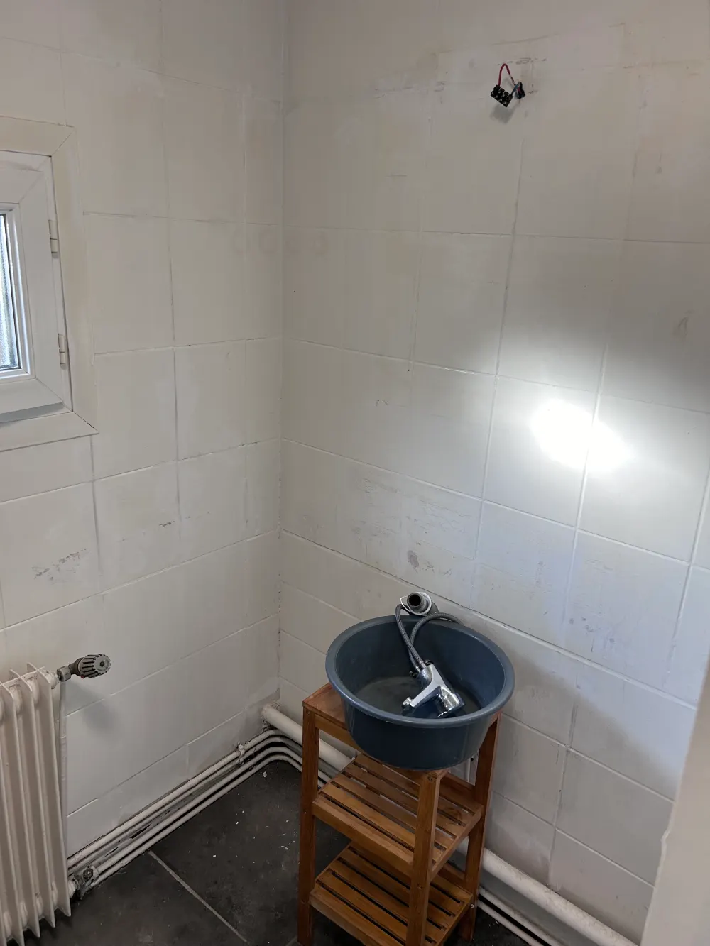 Modification de réseau de plomberie sanitaire, évacuations PVC et raccordements